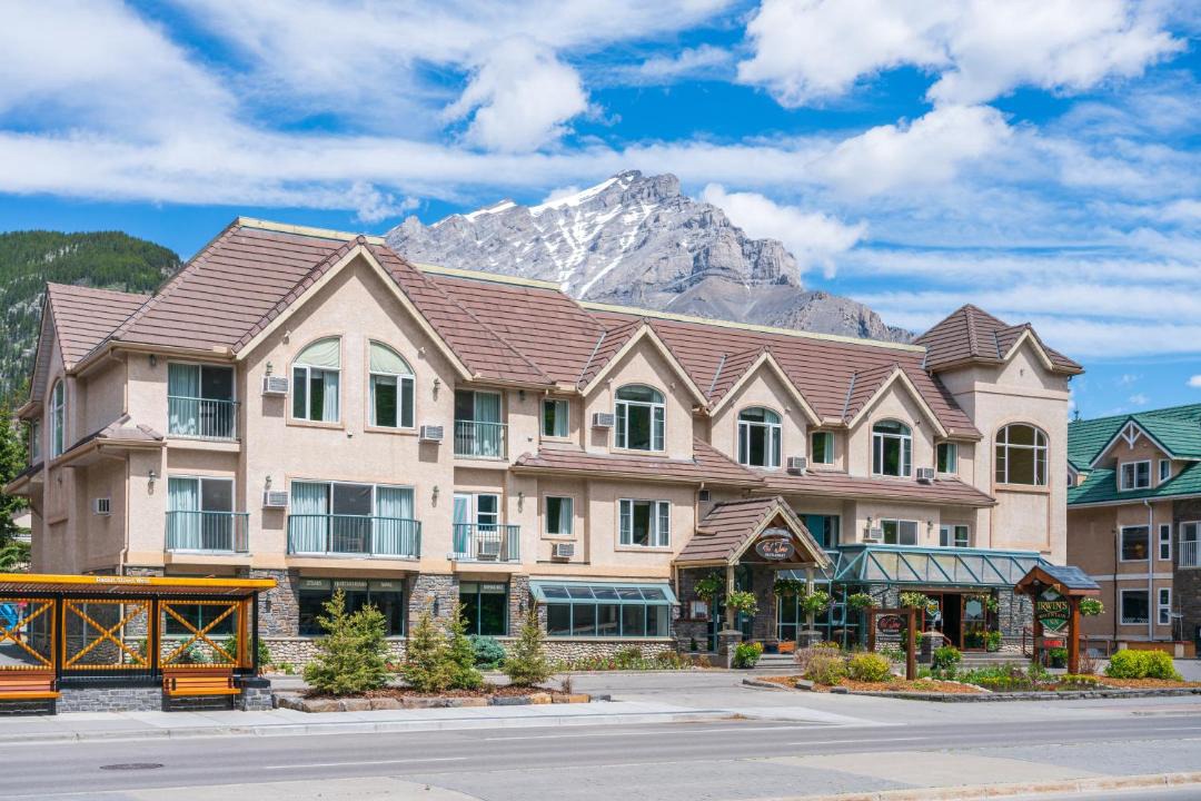 Photo of Others in Banff