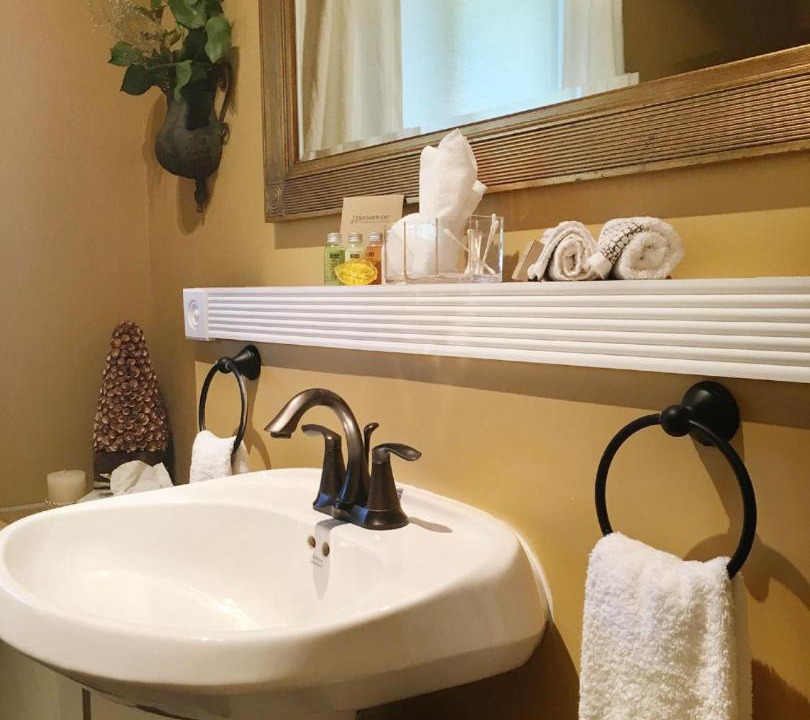 Photo of Bathroom in Okanagan-Similkameen