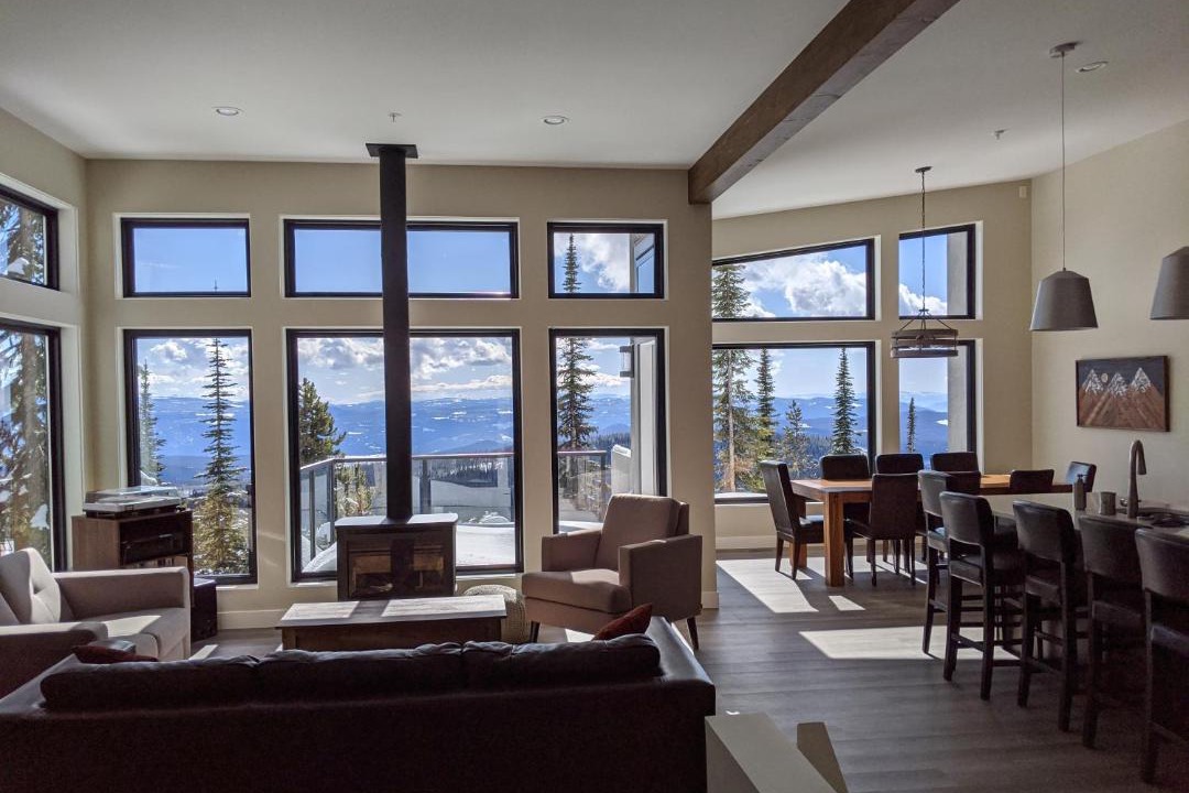 Photo of Livingroom in Silver Star Mountain