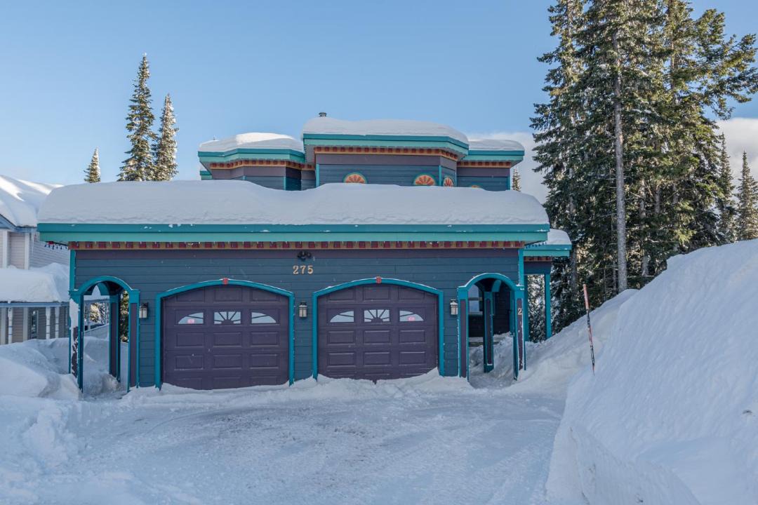 Photo of Buildings in Silver Star Mountain