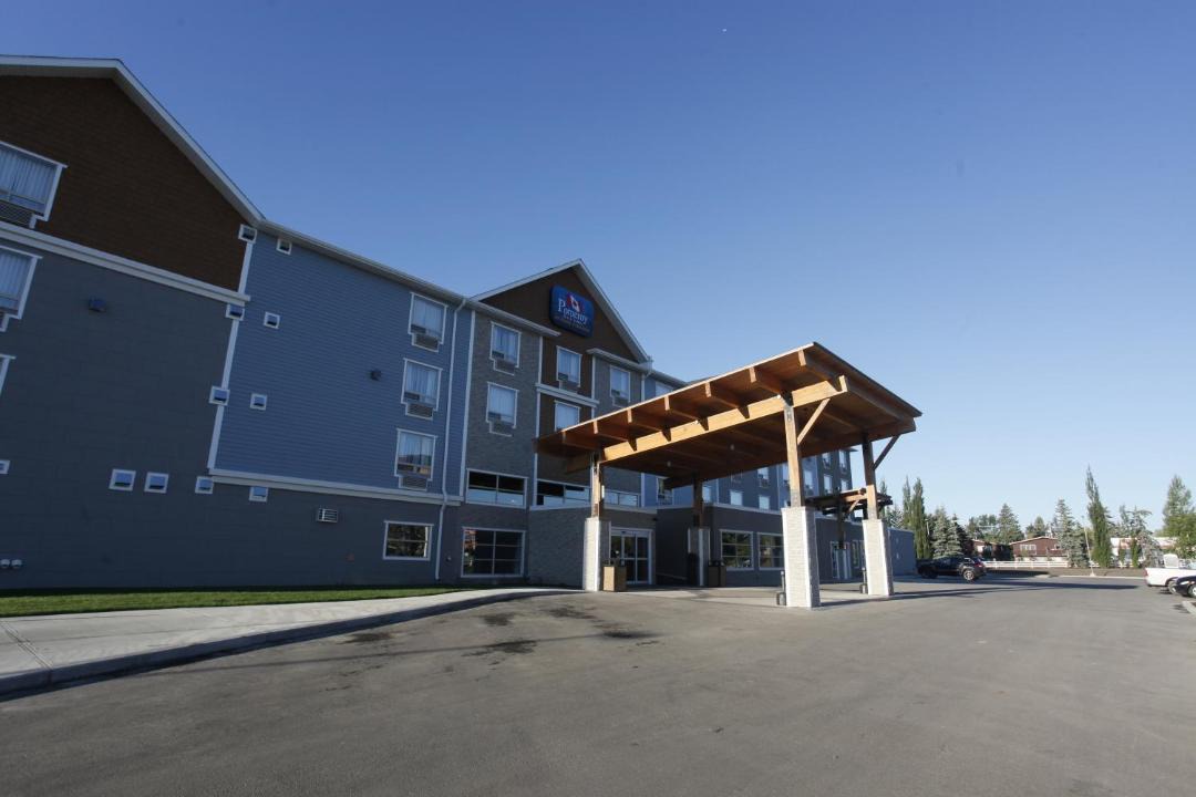 Photo of Others in Olds