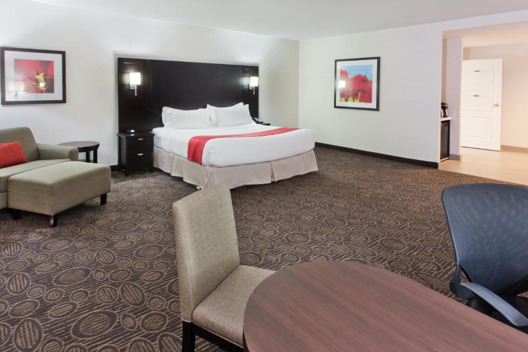 Photo of Bedroom in Red Deer