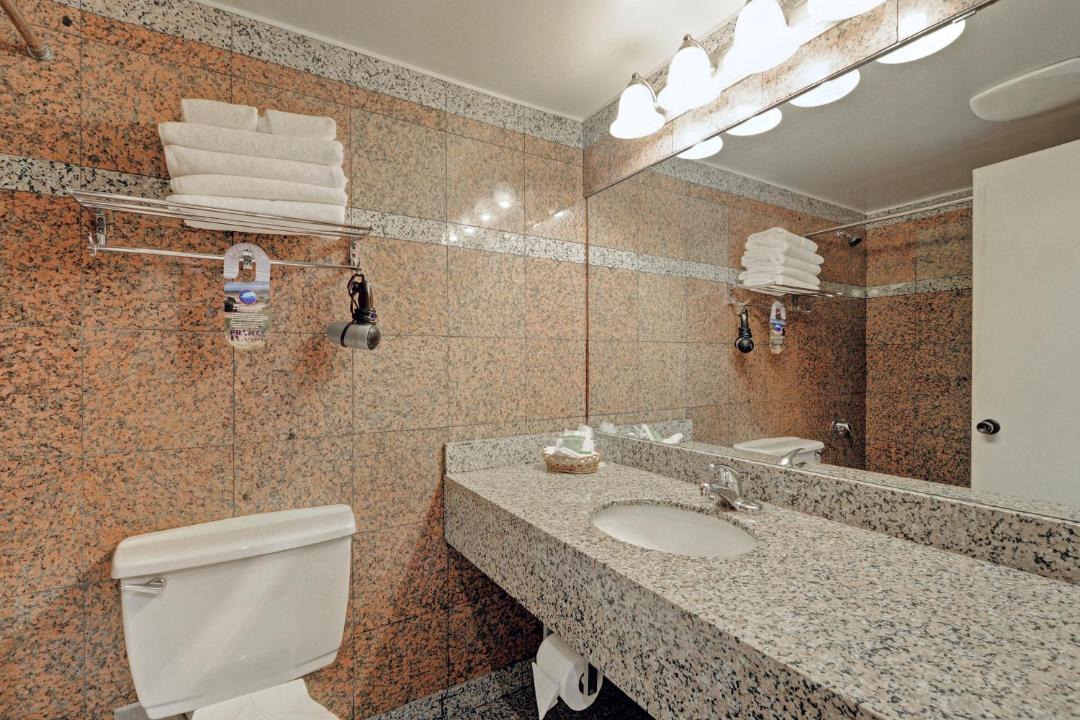 Photo of Bathroom in Saanich