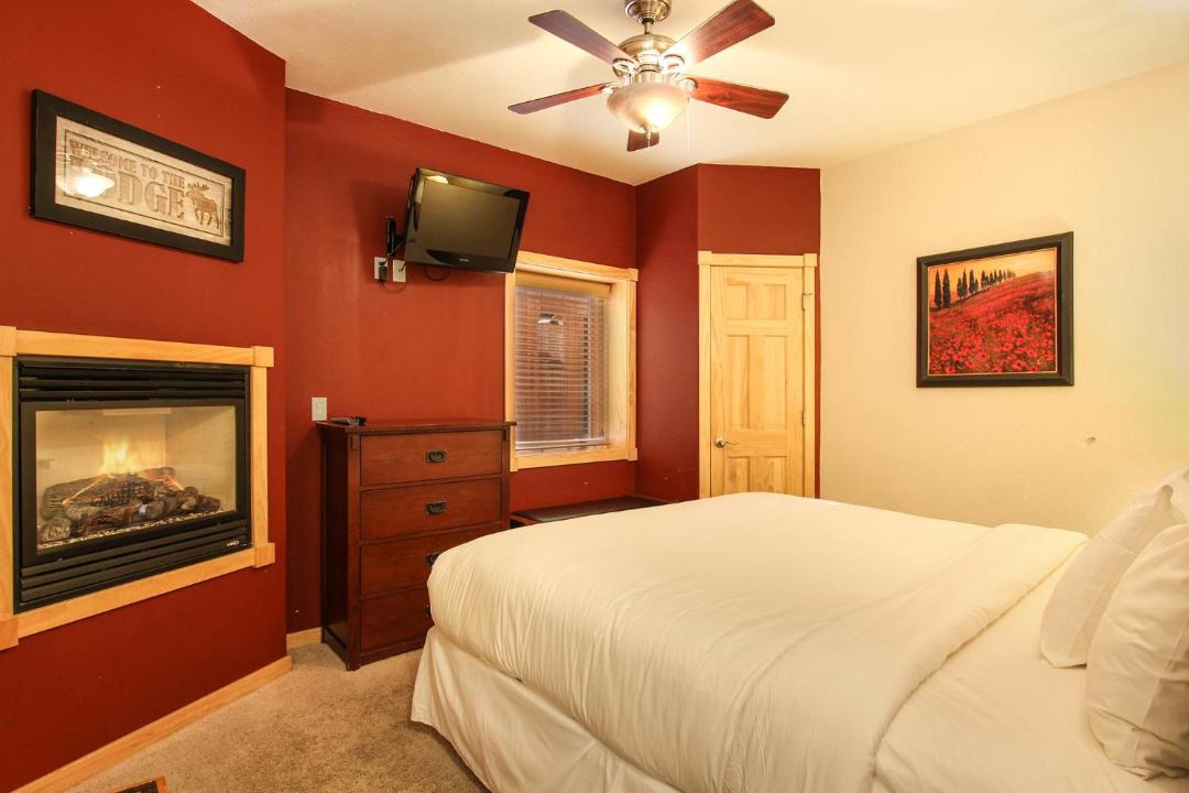Photo of Bedroom in Estes Park
