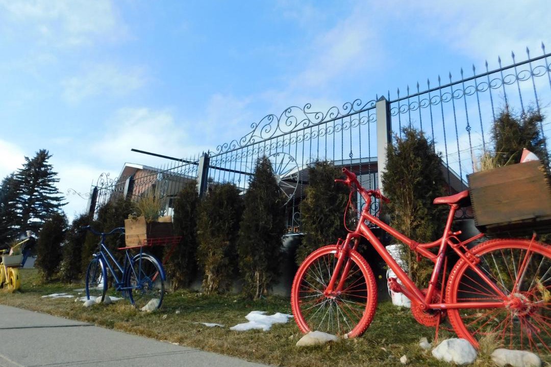 Photo of Others in Highland Park