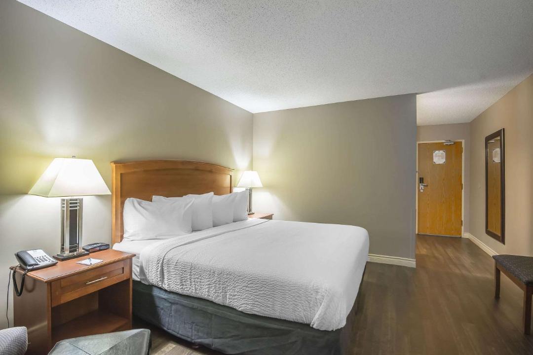 Photo of Others in West Edmonton