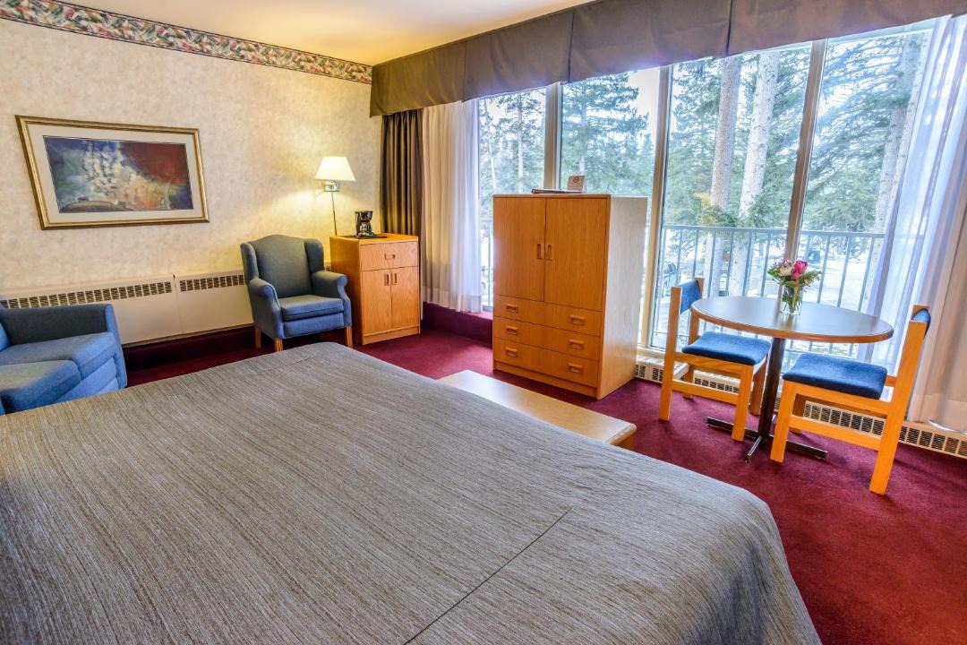 Photo of Others in Banff