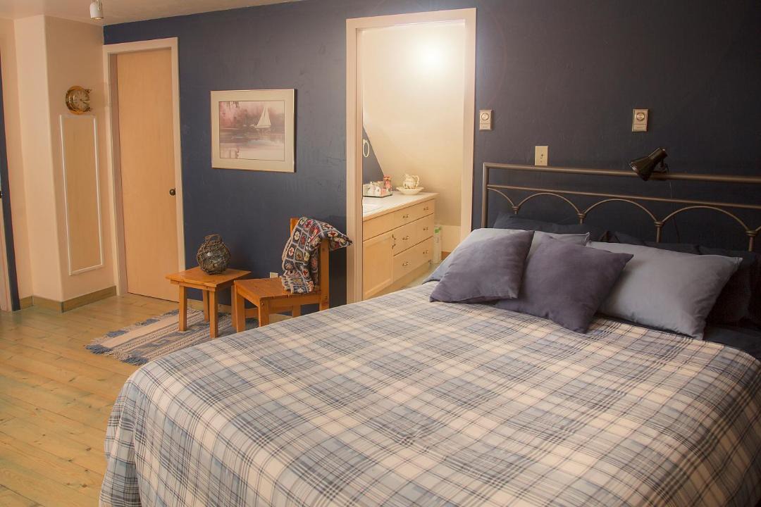 Photo of Bedroom in Okanagan-Similkameen
