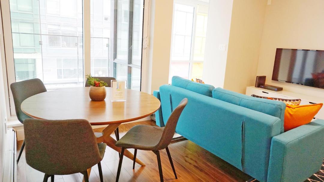 Photo of Livingroom in Southeast False Creek