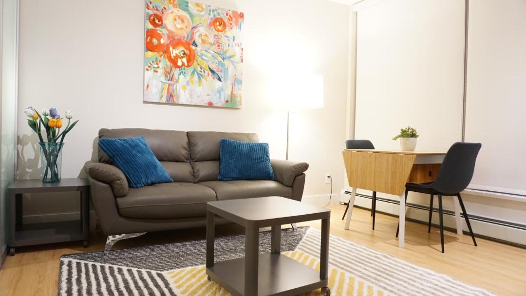 Photo of Livingroom in Southeast False Creek