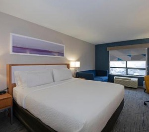 Holiday Inn Express Kamloops Ihg Hotel 