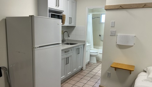 Room, Kitchenette (Semi)