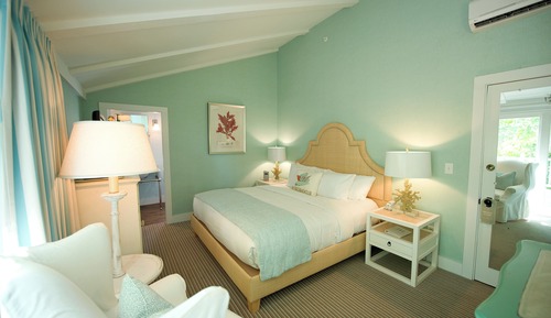 Room, 1 King Bed (Tides | Private Deck)