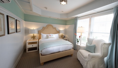 Room, 1 Queen Bed, Mobility Accessible (Tides)