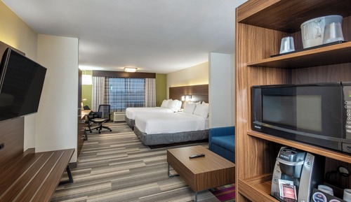 Suite, Multiple Beds