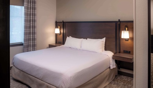 Suite, 1 King Bed, Accessible (Mobility & Hearing, Roll-in Shower)