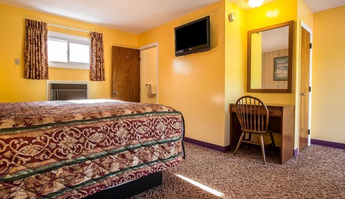 Standard Room, 1 King Bed, Non Smoking