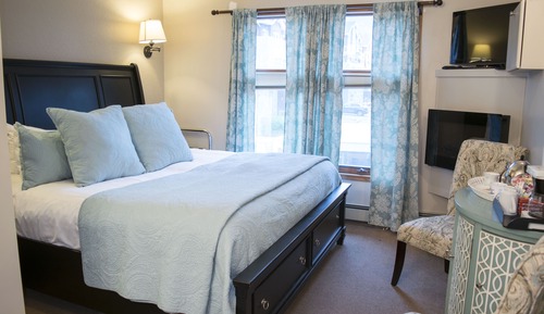 Standard Room, 1 King Bed