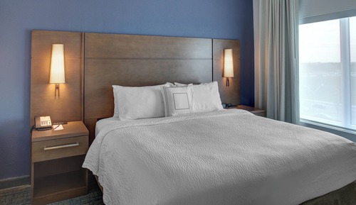 Suite, 1 Bedroom (Hearing Accessible)