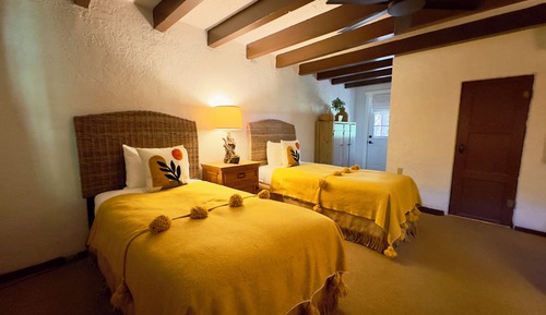 Twin Room (No Pets)