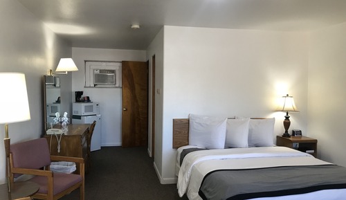 Standard Room, 1 King Bed