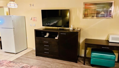 Suite, 1 Queen Bed