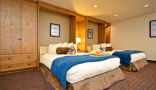 Room, Multiple Beds, Kitchen, Courtyard Area