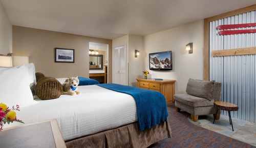 Room, 1 King Bed, Jetted Tub, Courtyard Area (Stair Access Only)