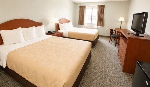 Room, 2 Queen Beds, Non Smoking (No Elevator Access)