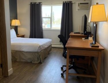 Standard Queen Room