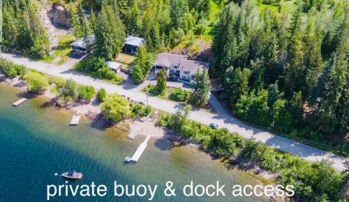 Two-Bedroom Apartment with Lake View