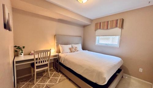 Single Room with Shared Bathroom