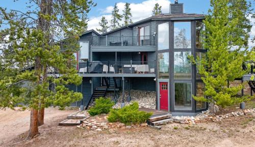 Four-Bedroom Vacation Home