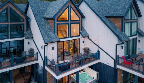 Three-Bedroom Townhouse