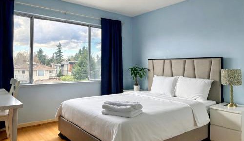 Queen Room with Garden View