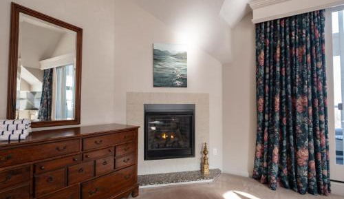Château | Traditional Penthouse | Balcony
