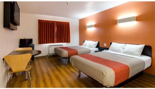 Deluxe Quadruple Room - Non-Smoking