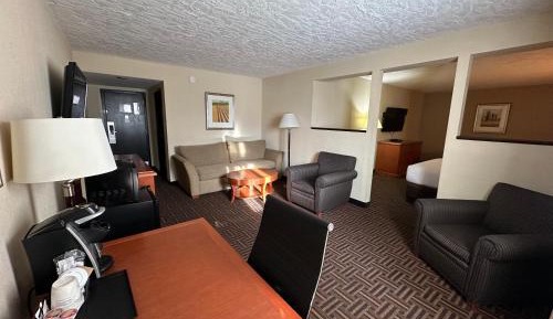 Queen Suite