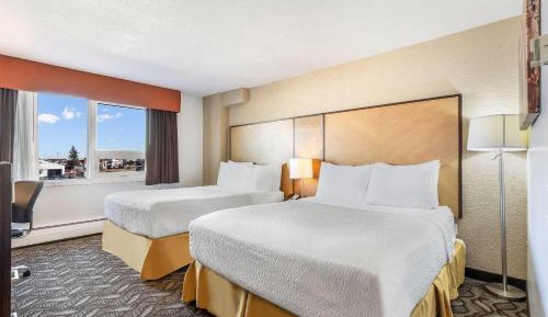 Queen Room with Two Queen Beds and Balcony - Non-Smoking