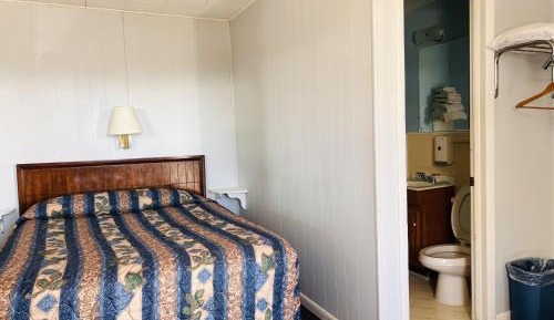 Queen Bed Non-Smoking