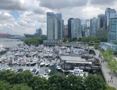 Premium Double Room with Two Double Beds, Marina and City View