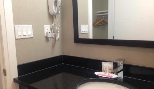 Double Room with Two Double Beds - Non-Smoking