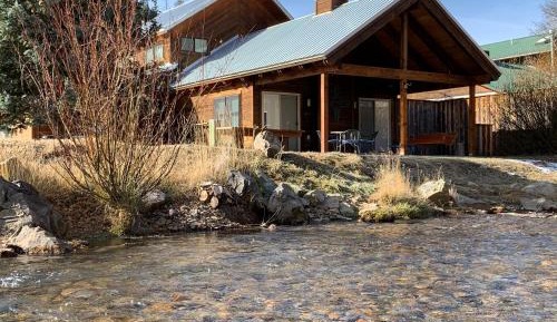 Three-Bedroom Vacation Home 