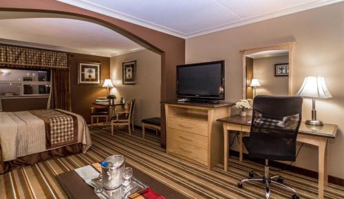 Two-Room King Suite with Sofa Bed and Kitchenette - Non-Smoking