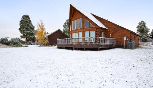 Three-Bedroom Vacation Home 