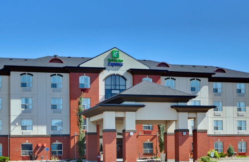 Sherwood Park Hotel | Holiday Inn Express Hotel & Suites Sherwood Park-Edmonton Area, an Ihg Hotel