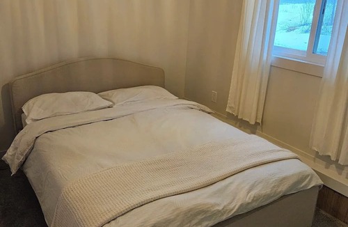 Grand Forks Cabin | Kootenay Cabin Suite