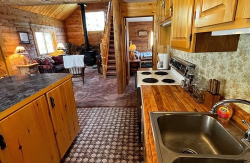 Pitkin Cabin | Charming 2-Bedroom Cabin for 6 with Full Amenities, WiFi, and Spacious Porches