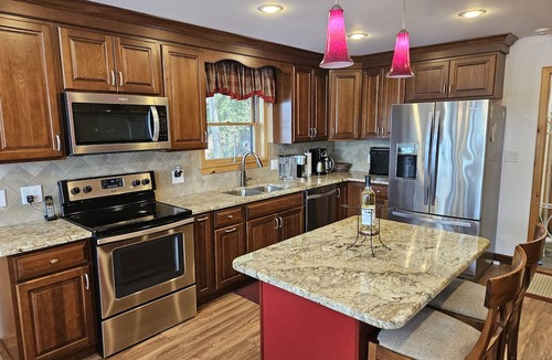 Schroon Lake House | Schroon Lake Waterfront - Sleeps 10