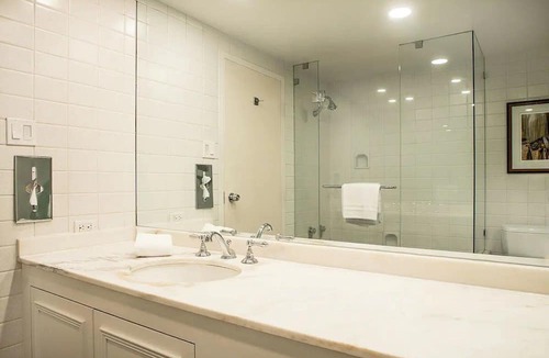 Cheyenne Hotel | Little America | 2 Queens Pool | Quiet Privacy, Resort Campus | 2 Units